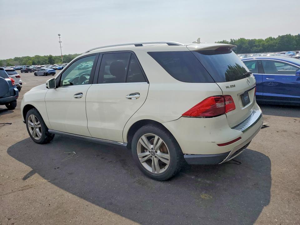 2013 Mercedes-benz Ml მანქანა იყიდება აუქციონზე, vin: 4JGDA5HB9DA157037, აუქციონის ნომერი: 64389126