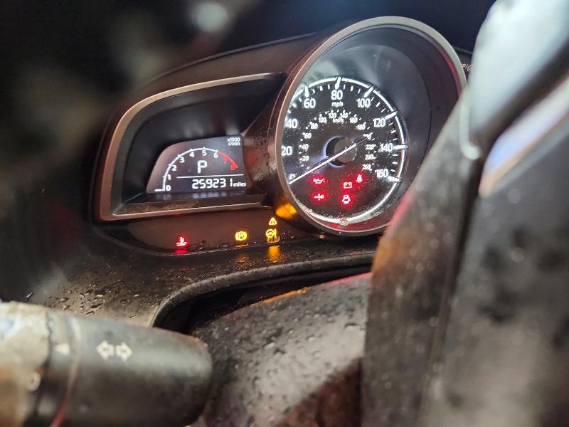 64640536 :رقم المزاد ، 3MZBN1V34JM200538 vin ، 2018 Mazda 3 مزاد بيع