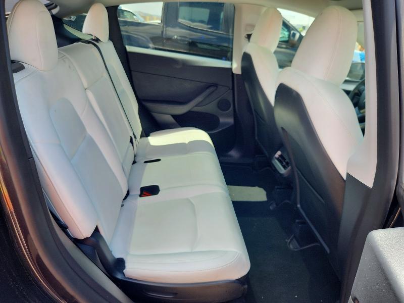 Продаж на аукціоні авто 2024 Tesla Model Y, vin: 7SAYGAEEXRF021318, номер лоту: 64931326