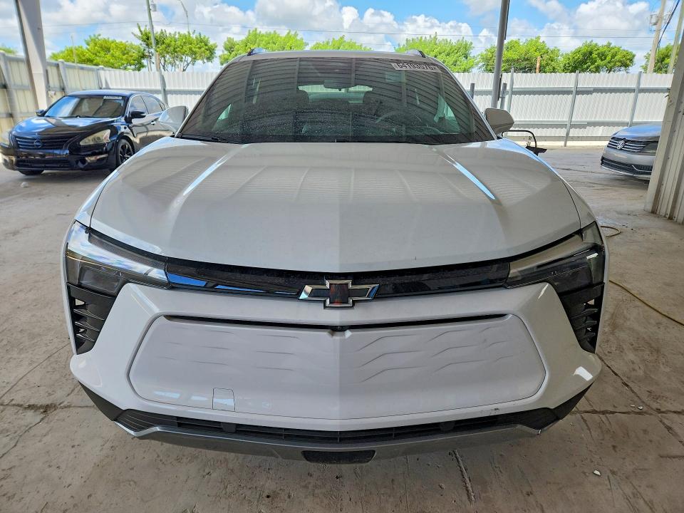 Продажа на аукционе авто 2025 Chevrolet Blazer, vin: 3GNKDBRM6SS190002, номер лота: 64193576