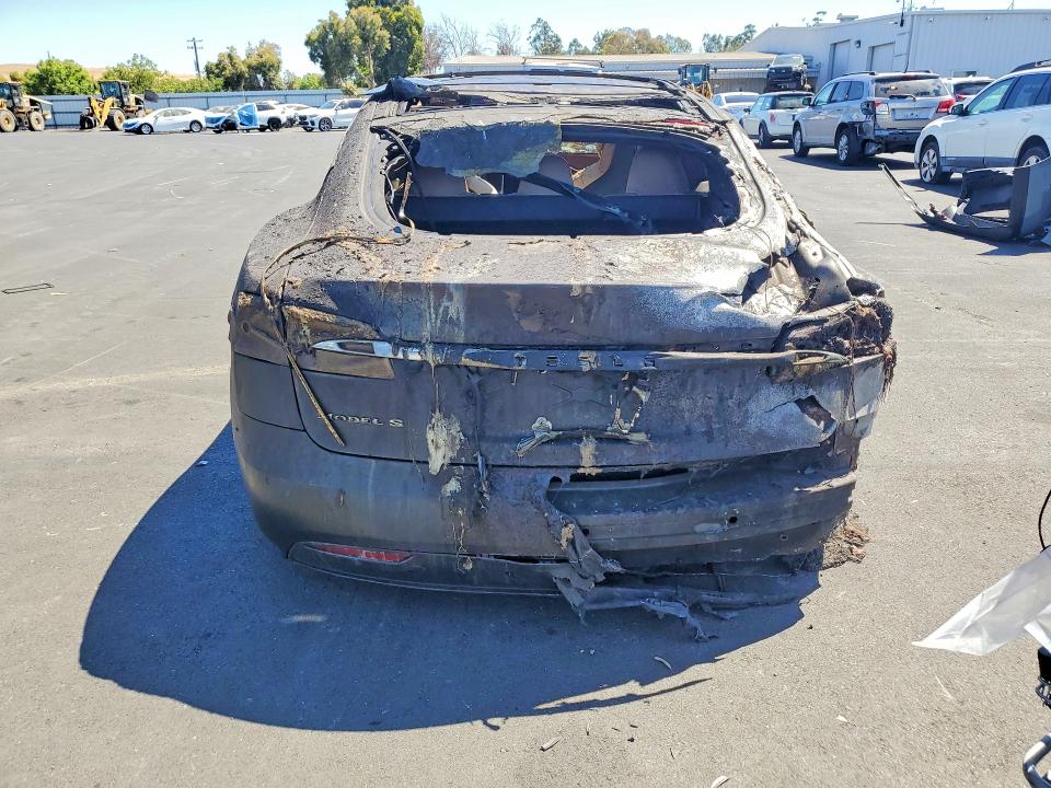 Продаж на аукціоні авто 2018 Tesla Model S, vin: 5YJSA1E41JF243066, номер лоту: 61374586