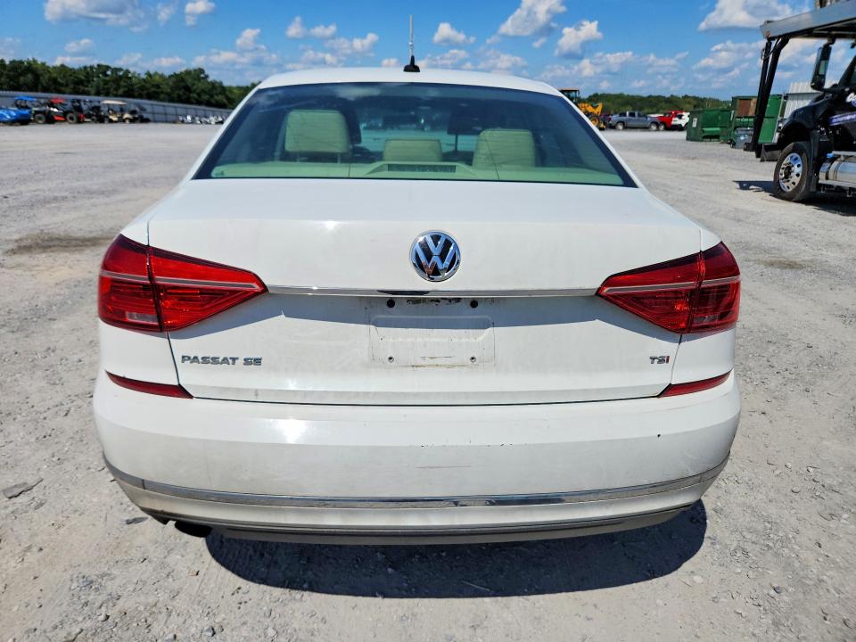 Продажа на аукционе авто 2016 Volkswagen Passat, vin: 1VWBS7A39GC053435, номер лота: 65717056