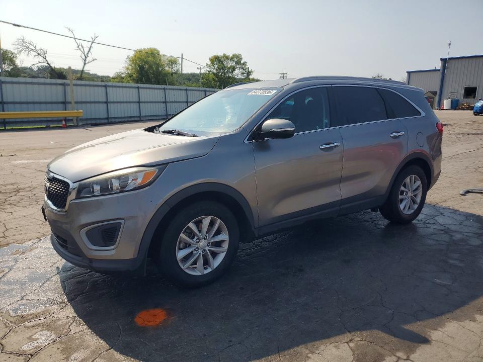 2017 Kia Sorento მანქანა იყიდება აუქციონზე, vin: 5XYPG4A58HG237305, აუქციონის ნომერი: 64373536
