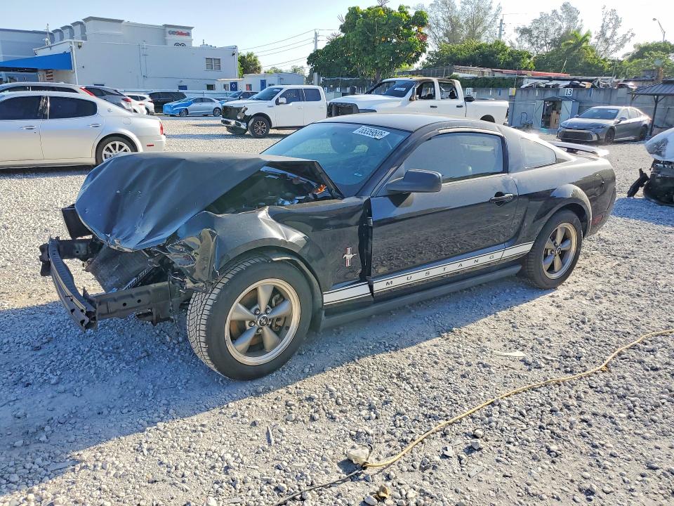 2006 Ford Mustang მანქანა იყიდება აუქციონზე, vin: 1ZVFT80N165222812, აუქციონის ნომერი: 65359586