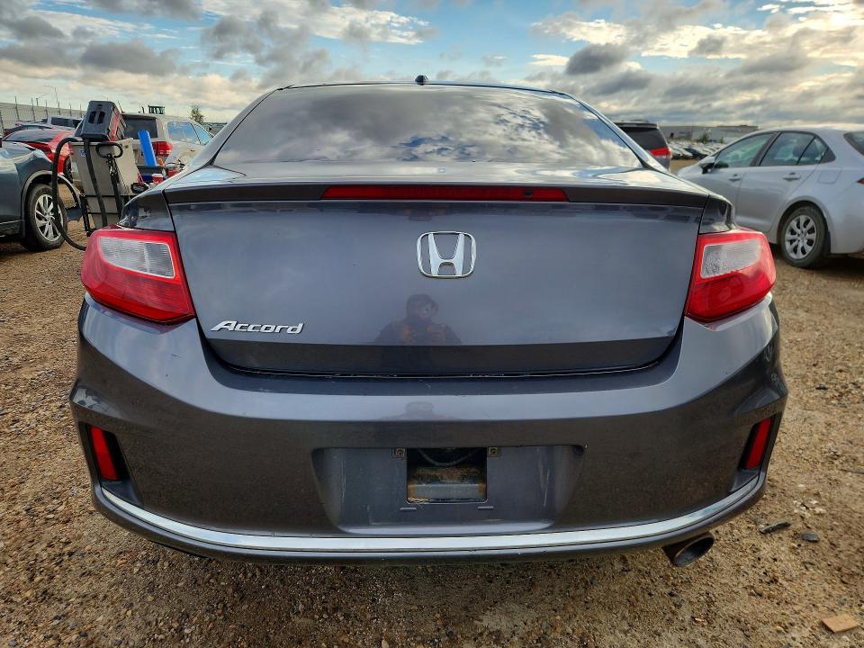 2013 Honda Accord მანქანა იყიდება აუქციონზე, vin: 1HGCT1B8XDA800478, აუქციონის ნომერი: 63733896