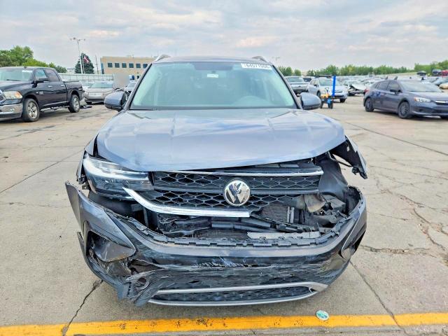 Продажа на аукционе авто 2022 Volkswagen Taos, vin: 3VVWX7B28NM019592, номер лота: 64571906