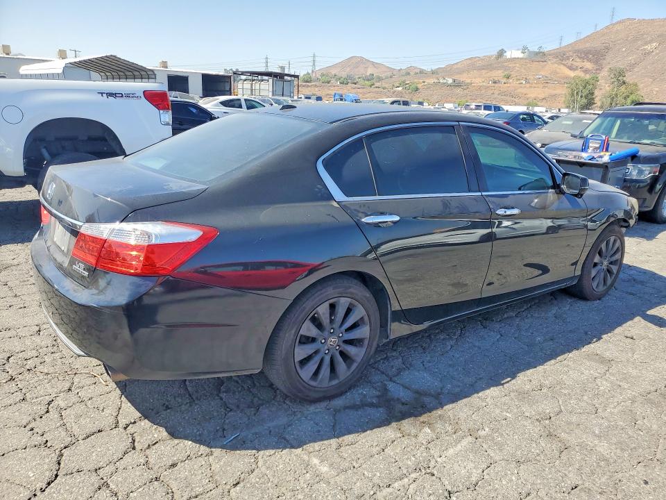 Продаж на аукціоні авто 2014 Honda Accord, vin: 1HGCR3F97EA010408, номер лоту: 63765566