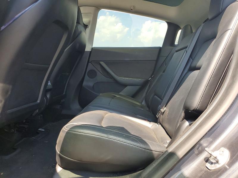 64058036 :رقم المزاد ، 5YJYGDEEXMF203821 vin ، 2021 Tesla Model Y مزاد بيع