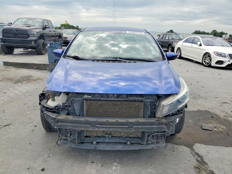 2018 Kia Forte მანქანა იყიდება აუქციონზე, vin: 3KPFL4A71JE186743, აუქციონის ნომერი: 64026316