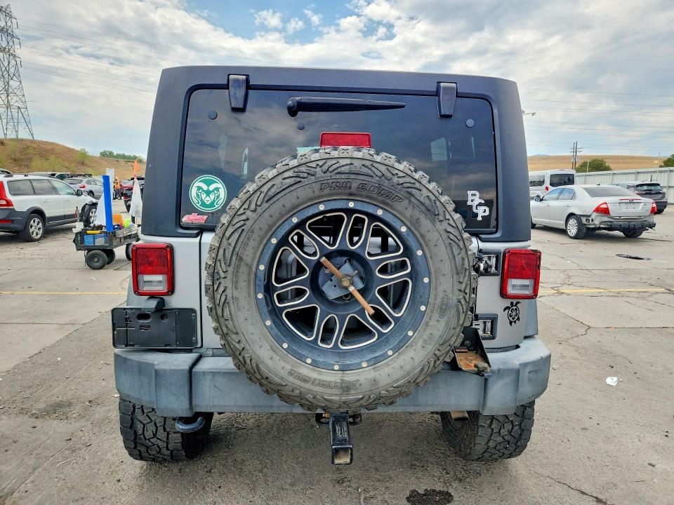 64476846 :رقم المزاد ، 1C4BJWDGXHL624284 vin ، 2017 Jeep Wrangler Unlimited مزاد بيع