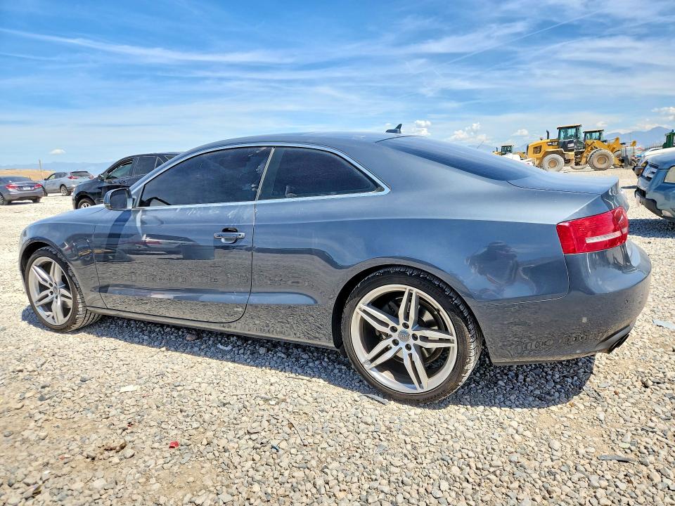Aukcja sprzedaży 2011 Audi A5, vin: WAULFAFR1BA004737, numer aukcji: 66054086