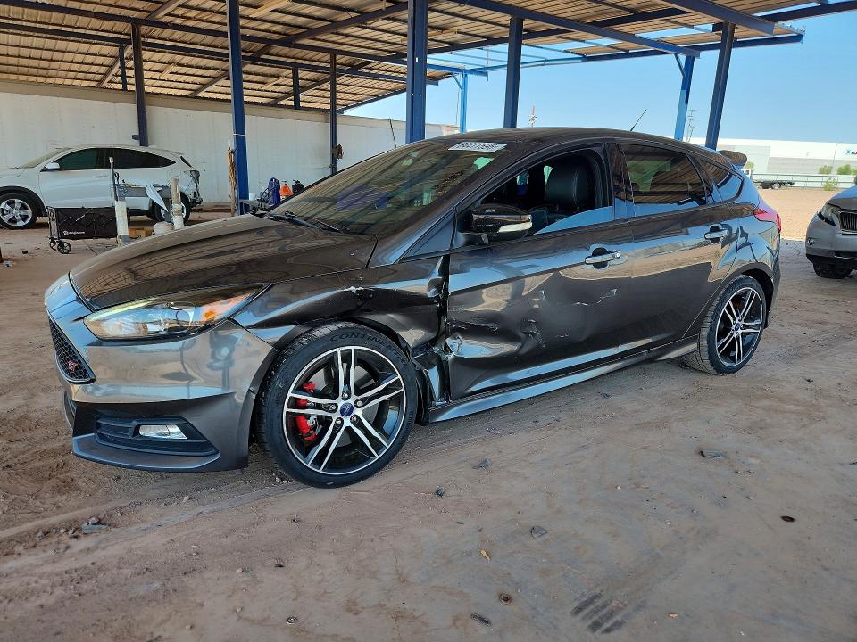 Продажа на аукционе авто 2016 Ford Focus, vin: 1FADP3L93GL315558, номер лота: 64411596
