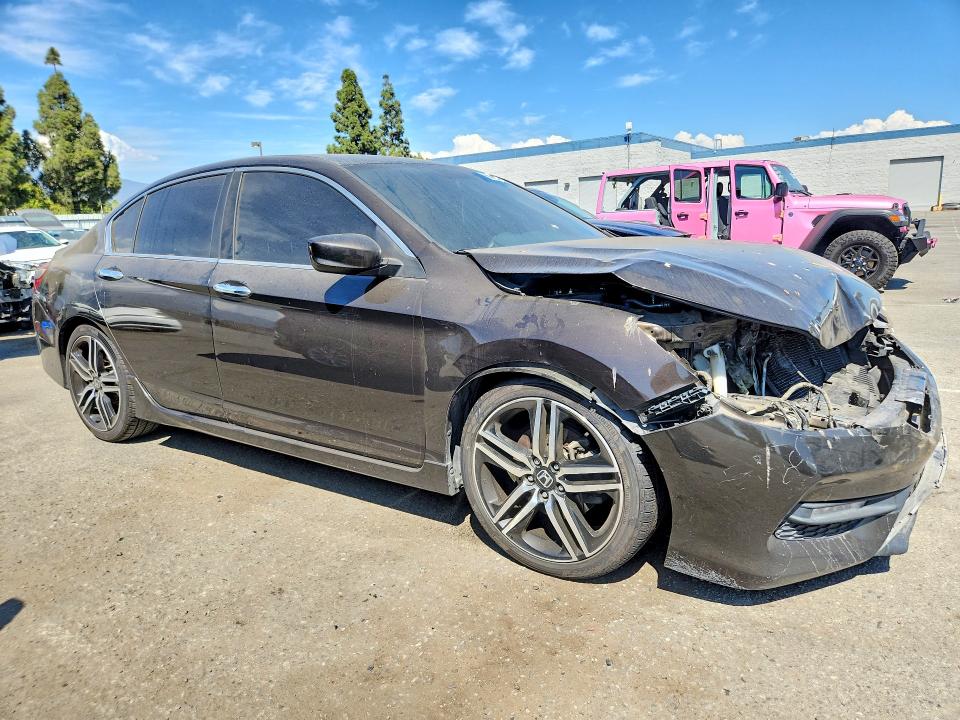 66109896 :رقم المزاد ، 1HGCR2F5XHA249902 vin ، 2017 Honda Accord مزاد بيع