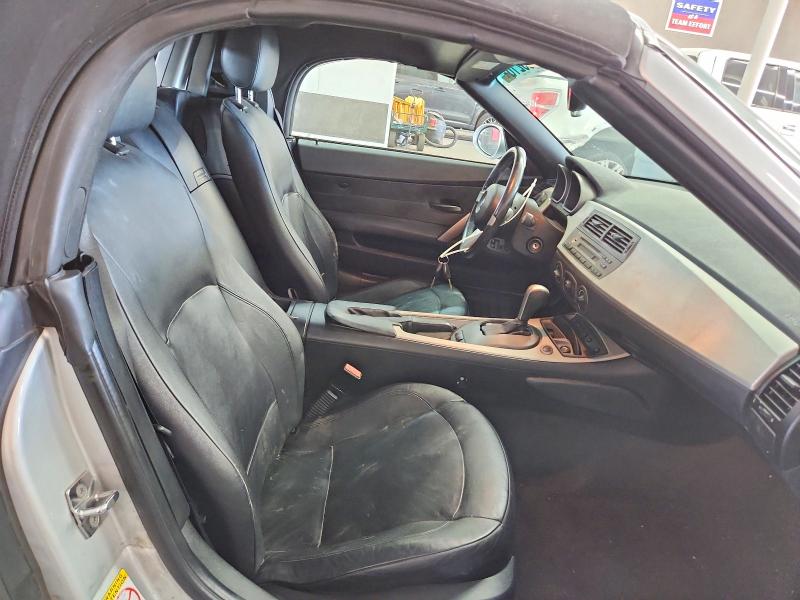 2003 Bmw Z4 მანქანა იყიდება აუქციონზე, vin: 4USBT53403LU01105, აუქციონის ნომერი: 64108216