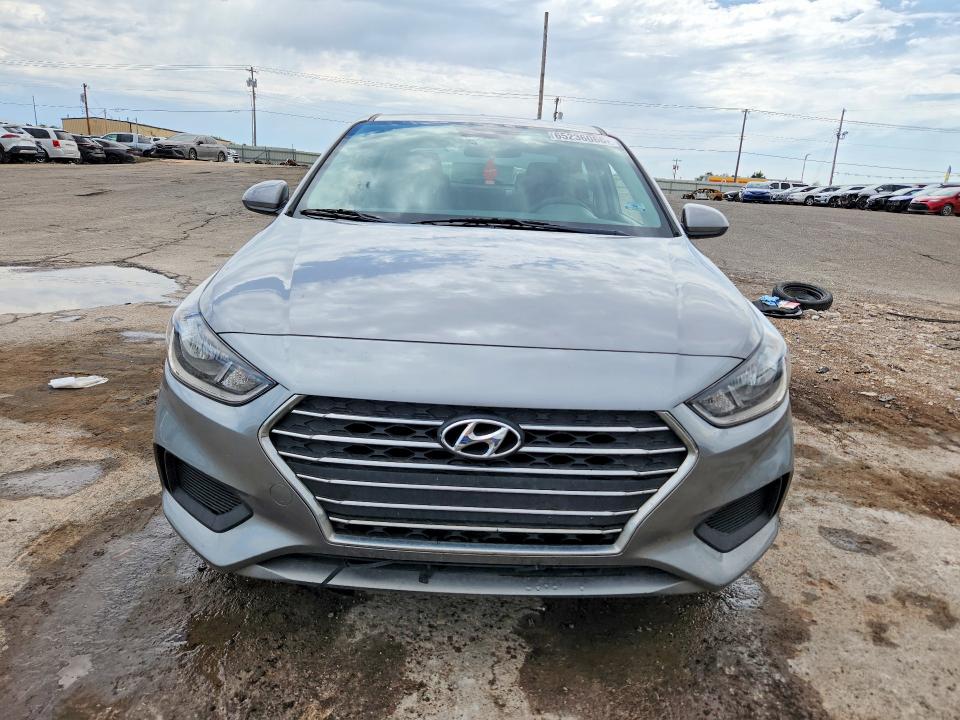 2021 Hyundai Accent მანქანა იყიდება აუქციონზე, vin: 3KPC24A65ME139023, აუქციონის ნომერი: 65236066