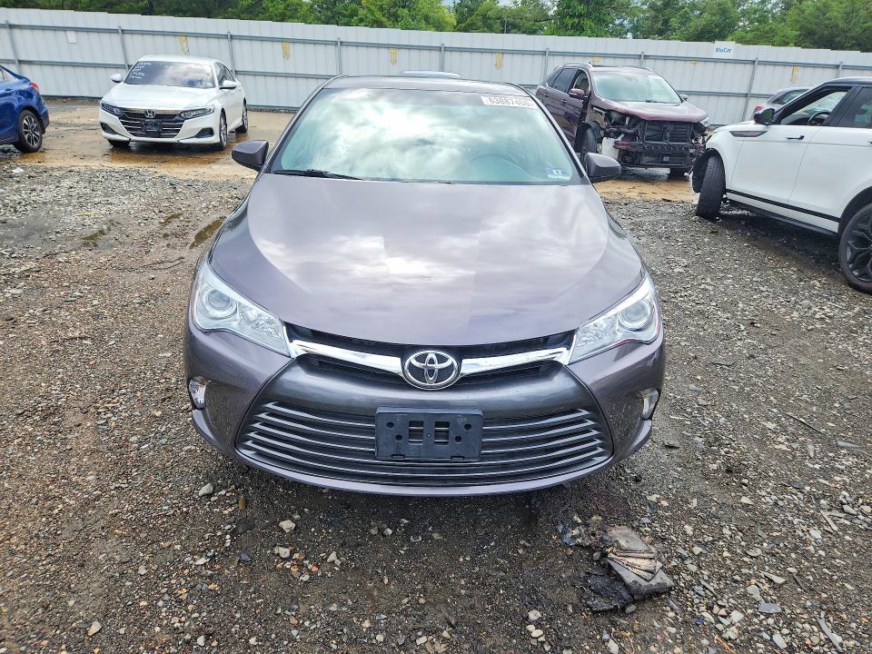 Aukcja sprzedaży 2015 Toyota Camry, vin: 4T4BF1FK1FR510155, numer aukcji: 63887406