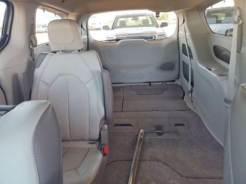 Auction sale of the 2017 Chrysler Pacifica, vin: 2C4RC1EG3HR538302, lot number: 63647476