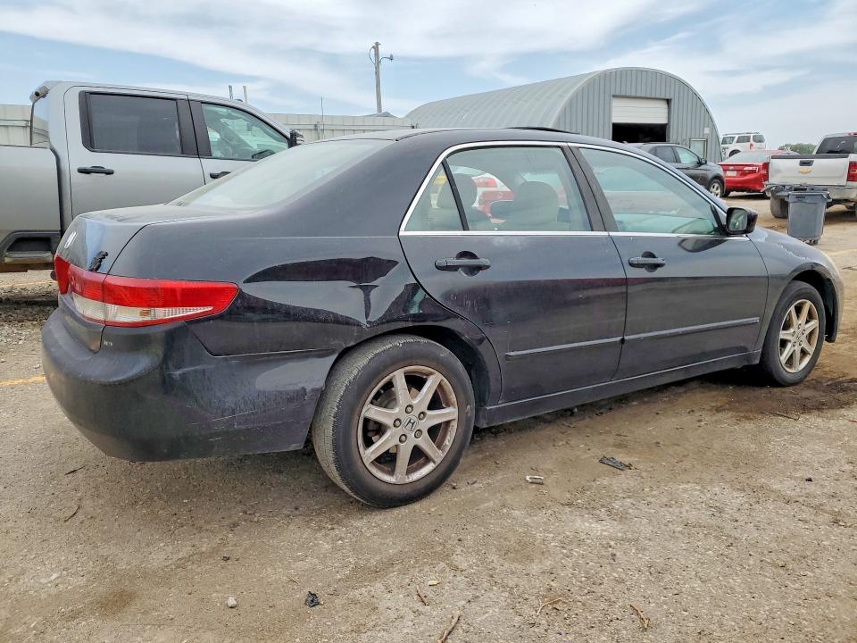 62849686 :رقم المزاد ، 1HGCM66593A087257 vin ، 2003 Honda Accord مزاد بيع