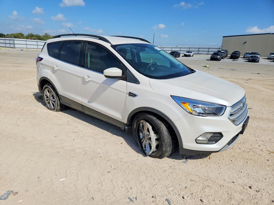 Продажа на аукционе авто 2018 Ford Escape, vin: 1FMCU0GD4JUC69862, номер лота: 66935466