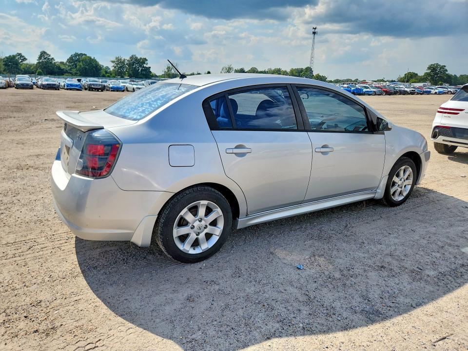 66827506 :رقم المزاد ، 3N1AB6AP7BL618941 vin ، 2011 Nissan Sentra مزاد بيع