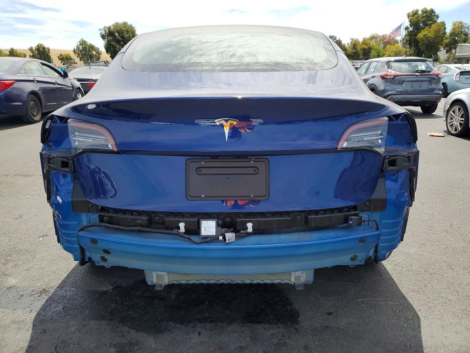 64100126 :رقم المزاد ، 5YJ3E1EA1PF487632 vin ، 2023 Tesla Model 3 مزاد بيع