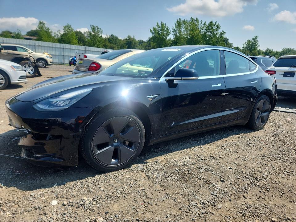 Продаж на аукціоні авто 2018 Tesla Model 3, vin: 5YJ3E1EA1JF075895, номер лоту: 64247016