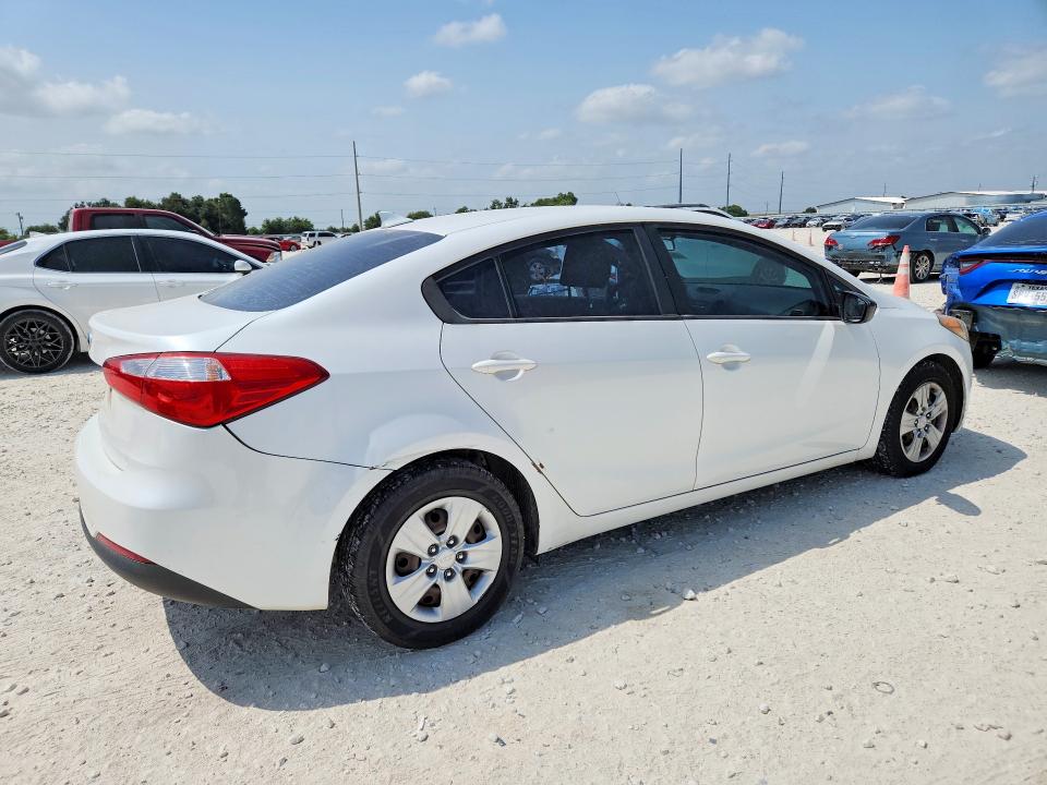 64063426 :رقم المزاد ، KNAFX4A6XF5415724 vin ، 2015 Kia Forte مزاد بيع
