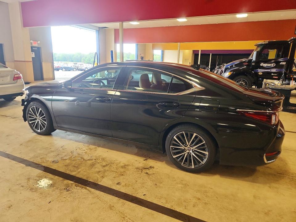 64369896 :رقم المزاد ، 58ADA1C12SU074948 vin ، 2025 Lexus Es 300h مزاد بيع