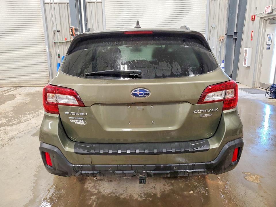 65480986 :رقم المزاد ، 4S4BSETC8J3200707 vin ، 2018 Subaru Outback مزاد بيع