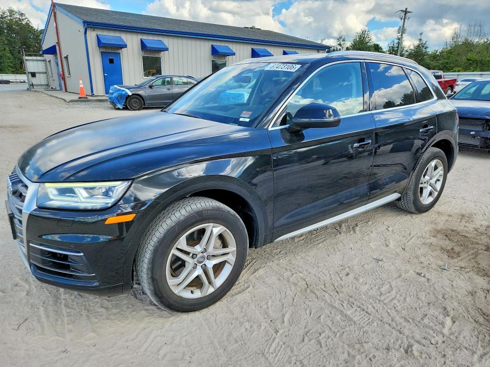 67473106 :رقم المزاد ، WA1BNAFY8J2154890 vin ، 2018 Audi Q5 مزاد بيع