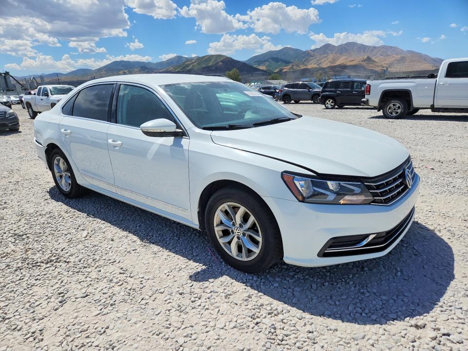 Продаж на аукціоні авто 2016 Volkswagen Passat, vin: 1VWAS7A33GC068721, номер лоту: 66009286
