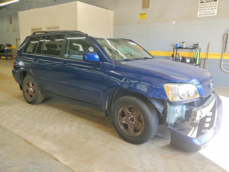 61922666 :رقم المزاد ، JTEGD21A220038138 vin ، 2002 Toyota Highlander مزاد بيع