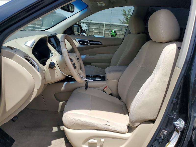 64231166 :رقم المزاد ، 5N1AR2MN6FC677679 vin ، 2015 Nissan Pathfinder مزاد بيع