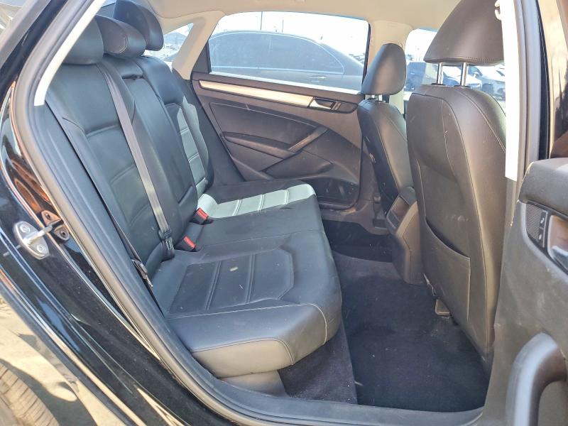 Продаж на аукціоні авто 2015 Volkswagen Passat, vin: 1VWAT7A35FC111449, номер лоту: 65164246