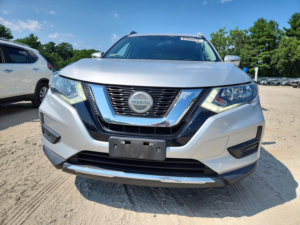 64920976 :رقم المزاد ، 5N1AT2MV9JC708837 vin ، 2018 Nissan Rogue مزاد بيع