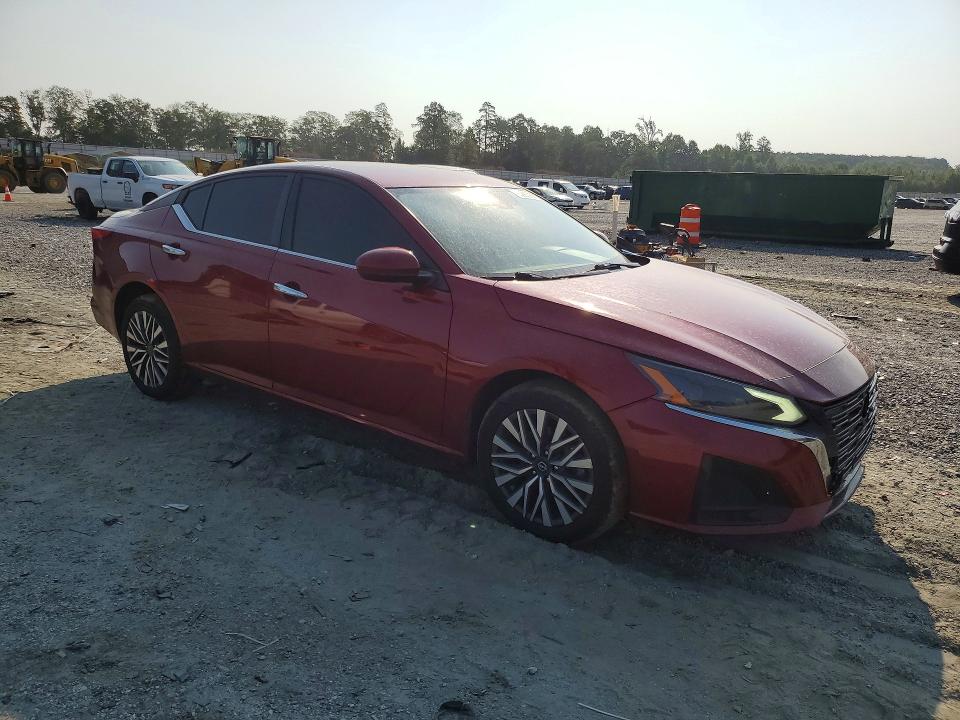 63883956 :رقم المزاد ، 1N4BL4DW0PN341200 vin ، 2023 Nissan Altima مزاد بيع