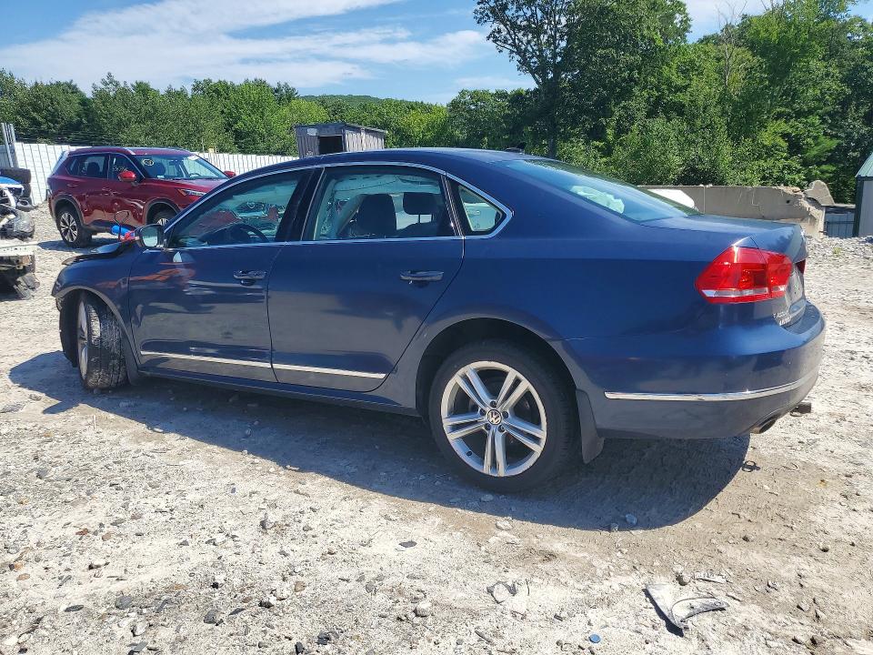 2015 Volkswagen Passat მანქანა იყიდება აუქციონზე, vin: 1VWBT7A37FC075011, აუქციონის ნომერი: 63640646