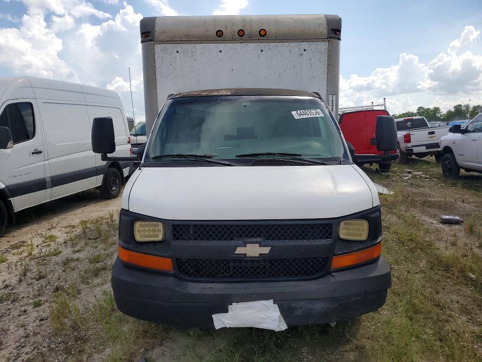 2003 Chevrolet Express მანქანა იყიდება აუქციონზე, vin: 1GBHG31U631171923, აუქციონის ნომერი: 64463556