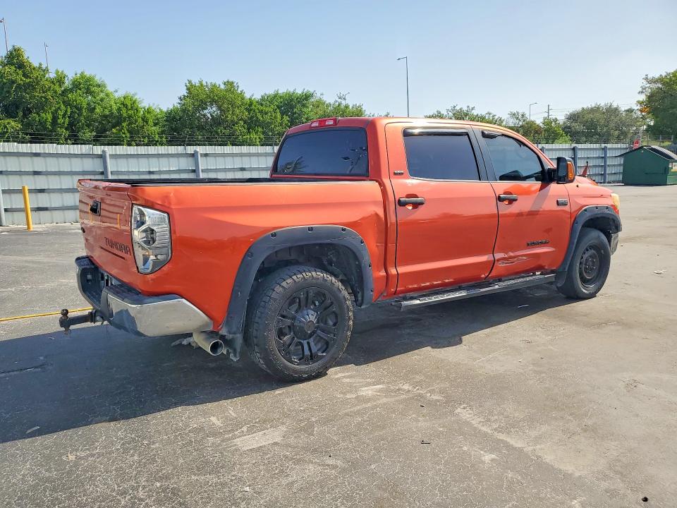 Auction sale of the 2018 Toyota Tundra, vin: 5TFDW5F11JX761965, lot number: 65352936