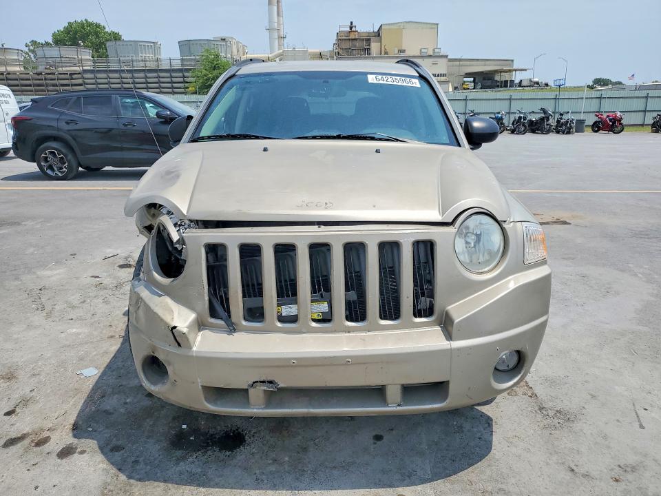 64235966 :رقم المزاد ، 1J4NT4FB5AD502794 vin ، 2010 Jeep Compass مزاد بيع
