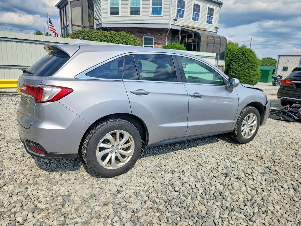 Продаж на аукціоні авто 2018 Acura Rdx, vin: 5J8TB4H53JL010702, номер лоту: 64639216