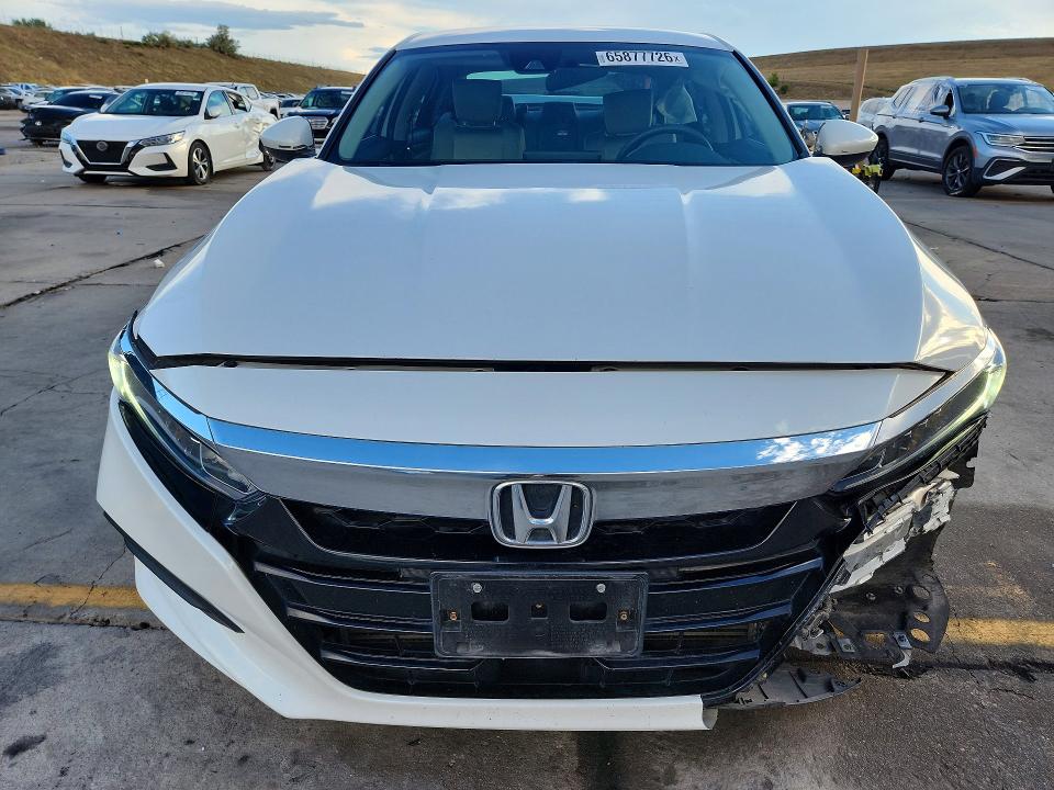 Продаж на аукціоні авто 2018 Honda Accord, vin: 1HGCV1F1XJA246300, номер лоту: 65877726