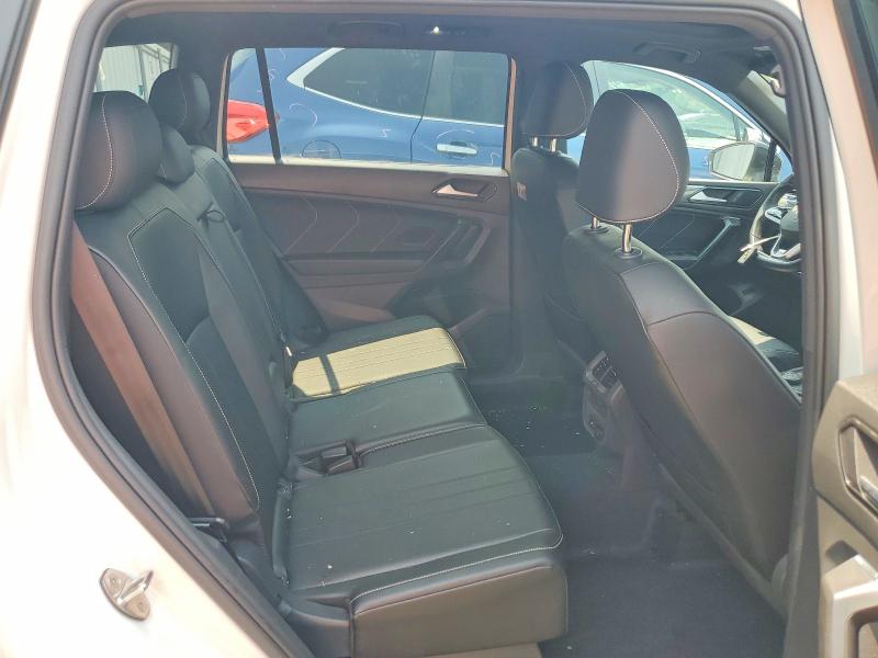 63895506 :رقم المزاد ، 3VV8B7AX6NM144854 vin ، 2022 Volkswagen Tiguan مزاد بيع