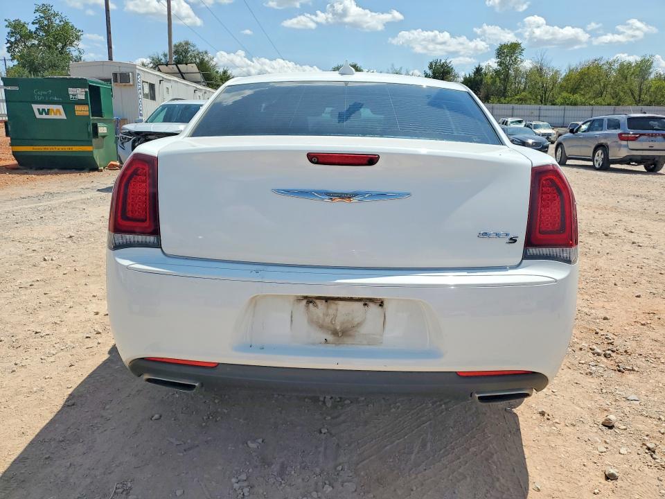 Aukcja sprzedaży 2018 Chrysler 300, vin: 2C3CCABG4JH214365, numer aukcji: 64292096