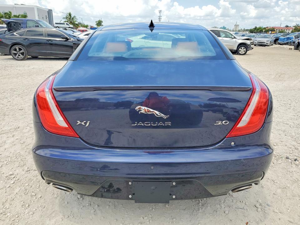 64558386 :رقم المزاد ، SAJWA1C7XK8W19636 vin ، 2019 Jaguar Xj مزاد بيع