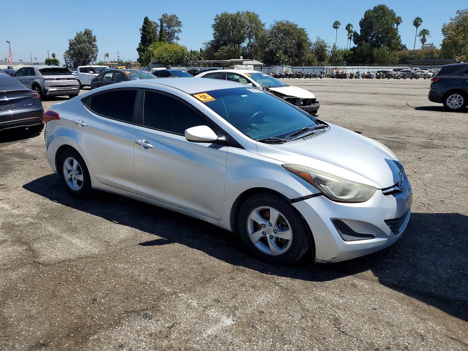 2015 Hyundai Elantra მანქანა იყიდება აუქციონზე, vin: 5NPDH4AE2FH642615, აუქციონის ნომერი: 63891036