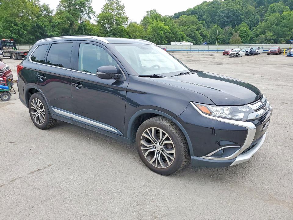 2017 Mitsubishi Outlander მანქანა იყიდება აუქციონზე, vin: JA4AZ3A36HZ068373, აუქციონის ნომერი: 64555976