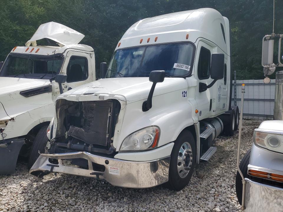 Продажа на аукционе авто 2020 Freightliner Cascadia 125, vin: 3AKJGLFG7LSLG7043, номер лота: 66082166