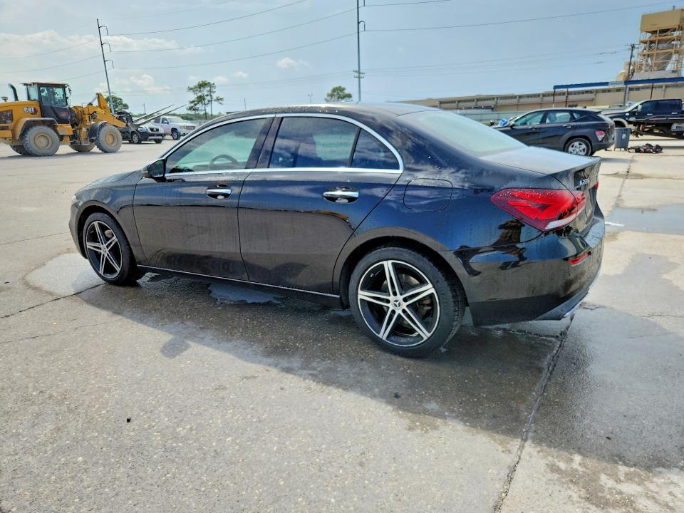 64106596 :رقم المزاد ، WDD3G4EB5KW018879 vin ، 2019 Mercedes-benz A مزاد بيع