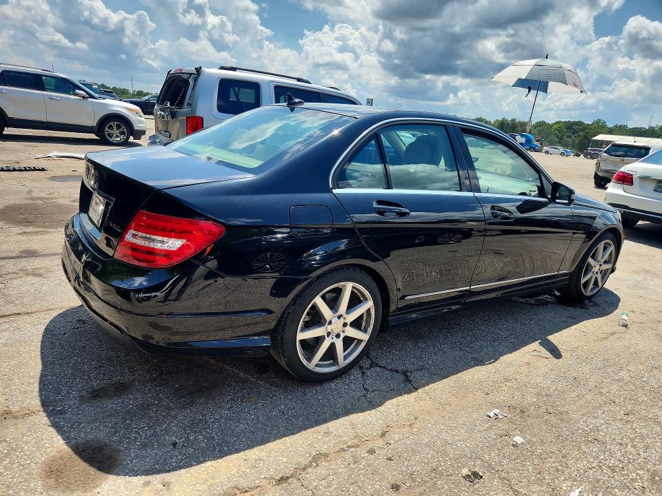 64946056 :رقم المزاد ، WDDGF4HB5EA953918 vin ، 2014 Mercedes-benz C مزاد بيع